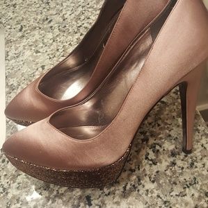 Women's pumps